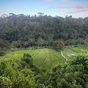 https://black-penny-villas-ubud.ubudhotelsnow.com