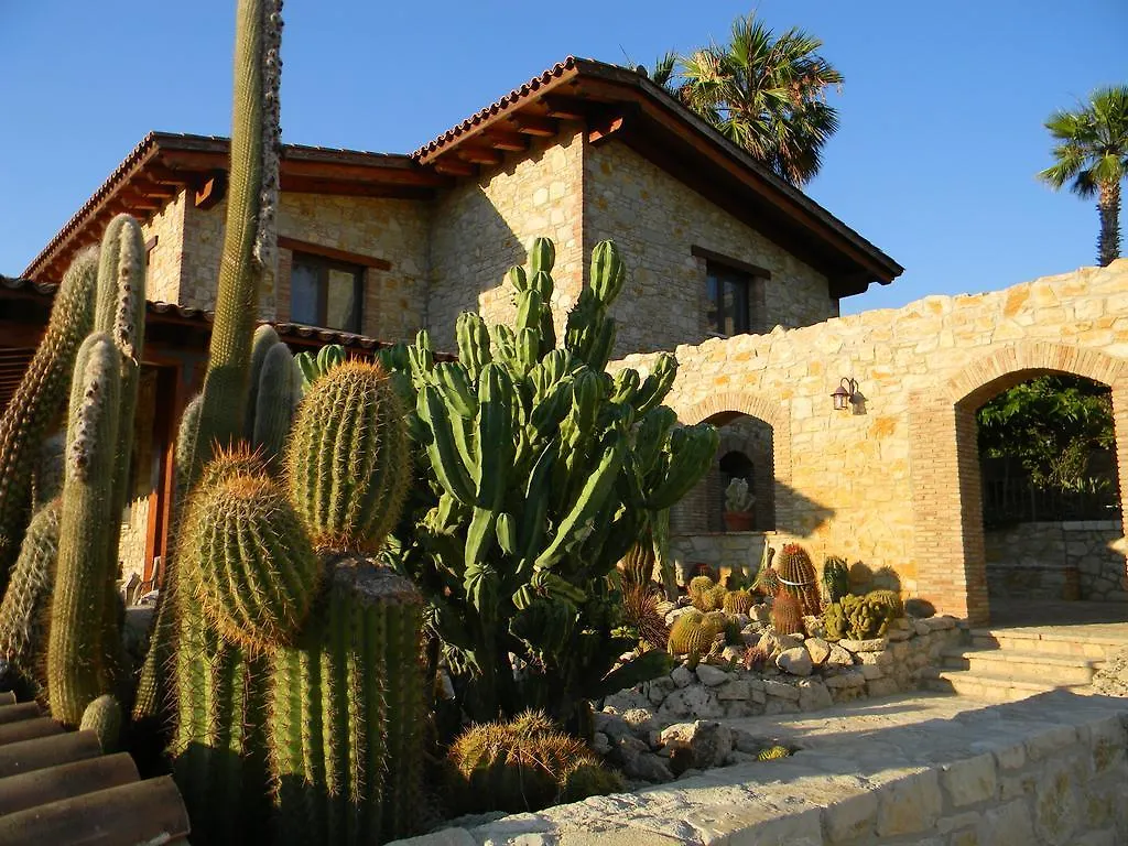Relais Garden Cactus Pension Favara 0*,